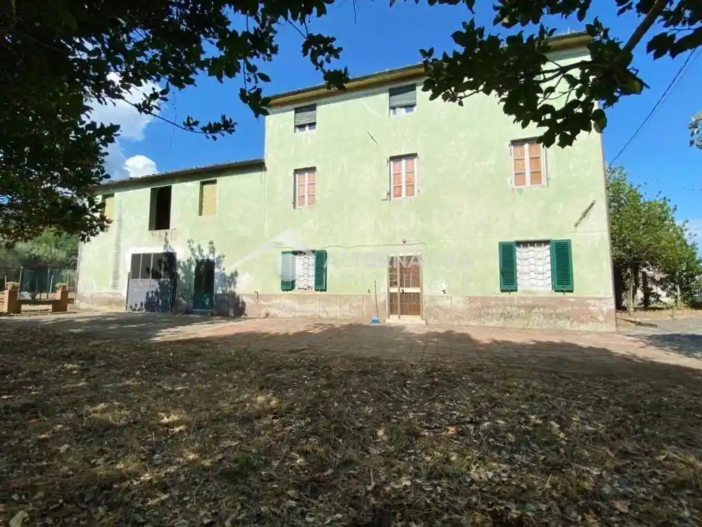 Rustico - Casale in vendita a Capannori