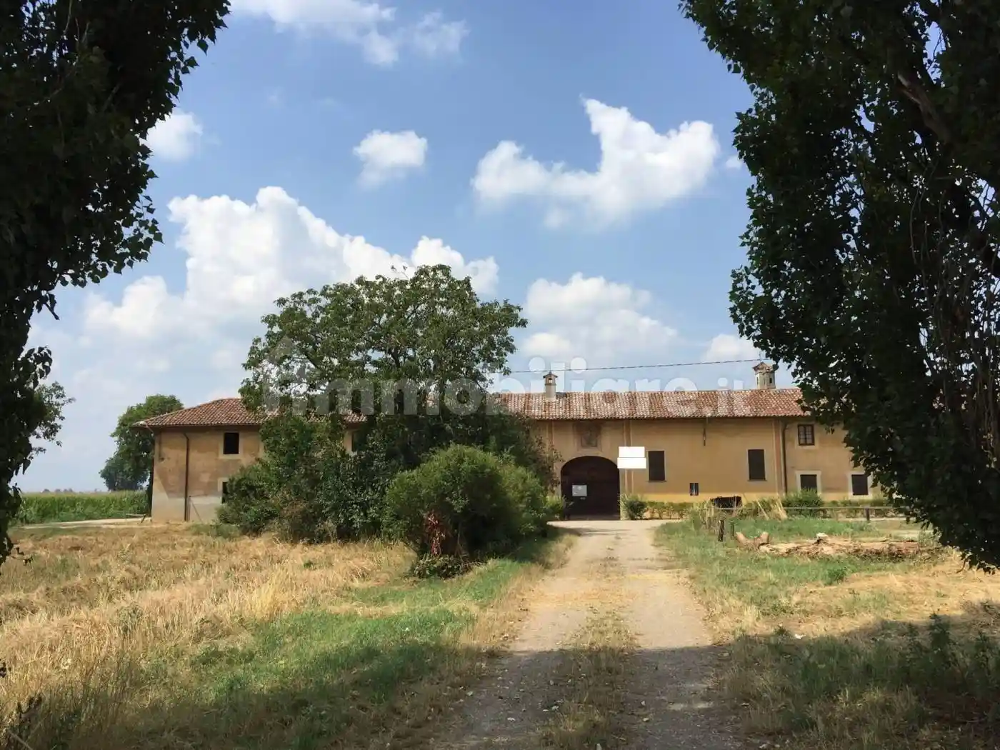 Rustico - Casale in vendita a Inveruno