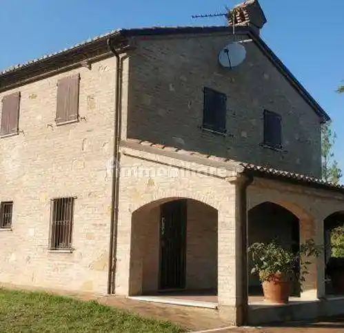 Rustico - Casale in vendita a Pesaro