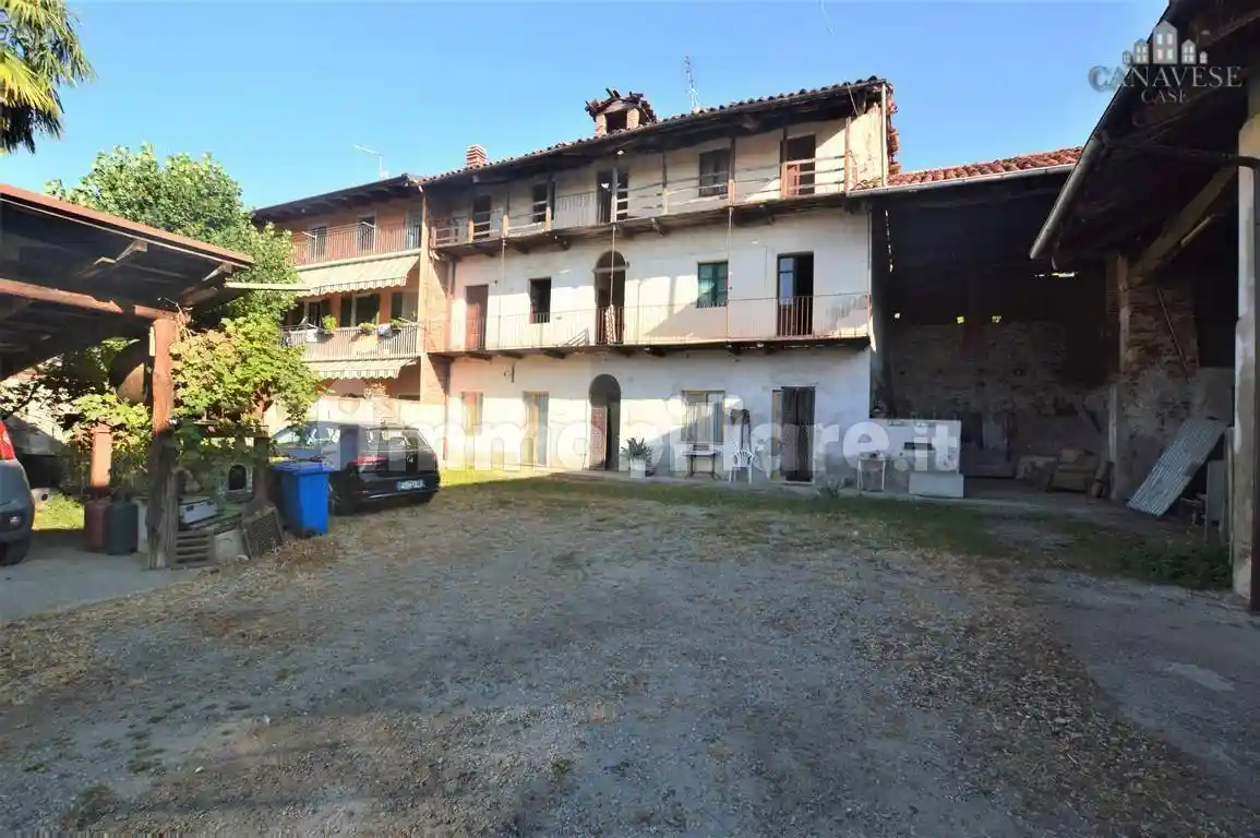 Casa indipendente in vendita a Castellamonte