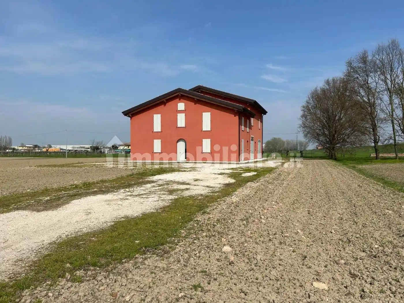 Rustico - Casale in vendita a Terre del Reno