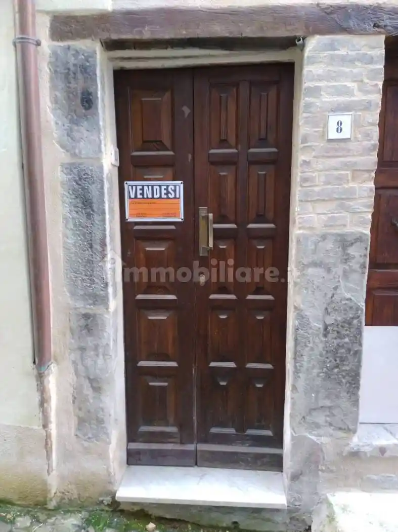 Appartamento in vendita a Pietracamela