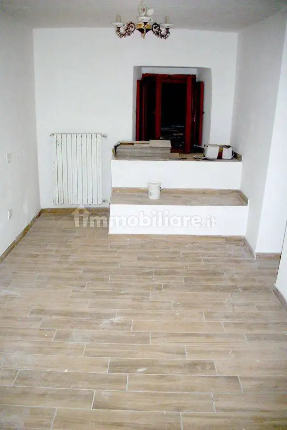 Appartamento in vendita a Pietracamela