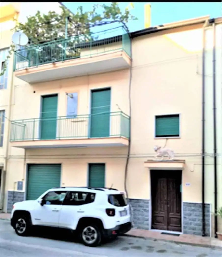Casa indipendente in vendita a Crucoli
