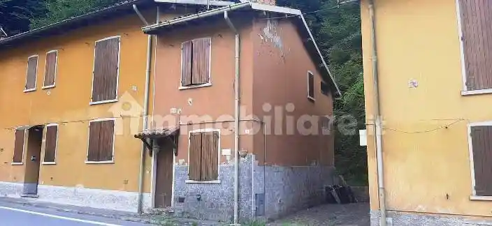 Appartamento in vendita a Costa Serina