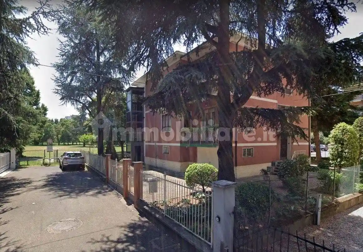 Palazzo - Edificio in vendita a Reggio Emilia