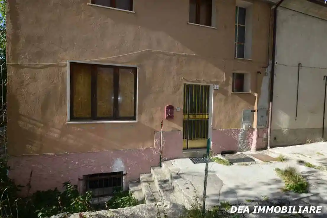 Quadrilocale via Dante Alighieri, Centro, Ovindoli - foto 3