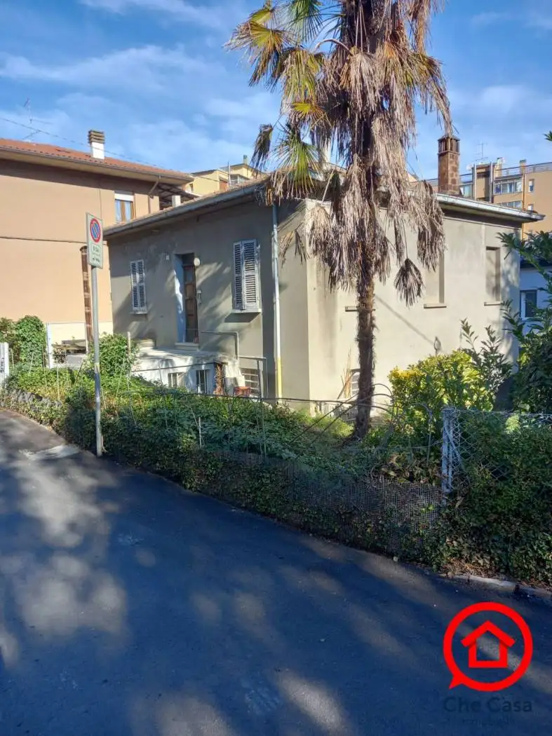 Casa indipendente in vendita a Cesena