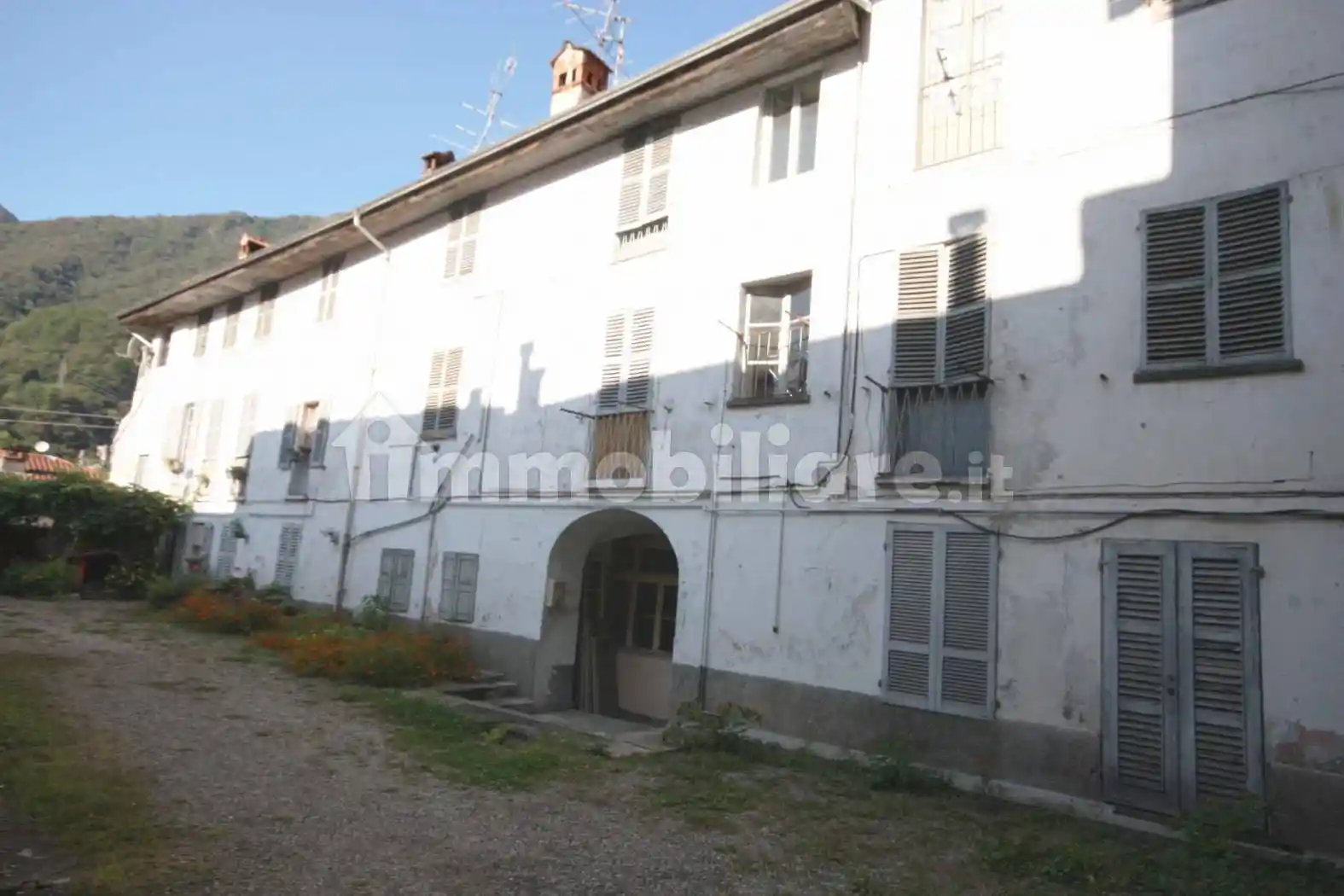Casa indipendente in vendita a Varallo