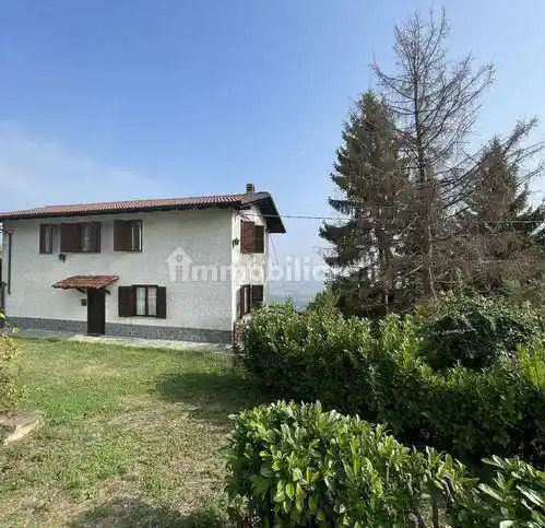 Casa indipendente in vendita a Acqui Terme