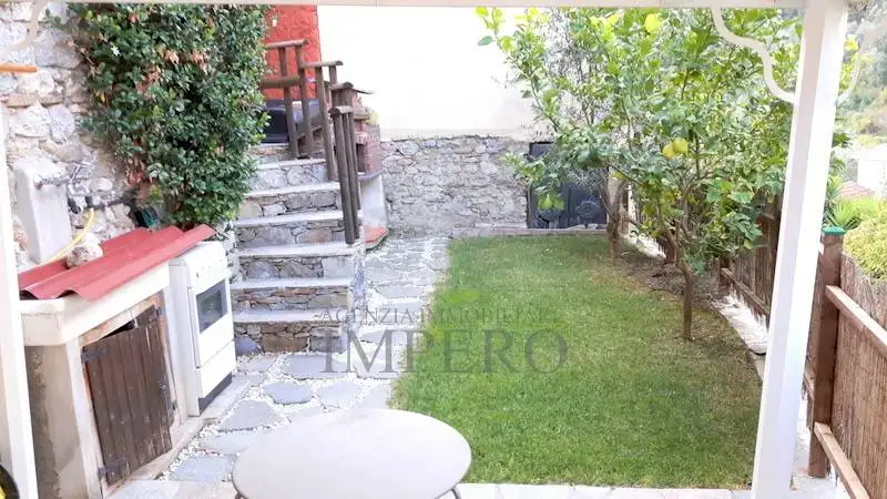 Villa in vendita a Olivetta San Michele