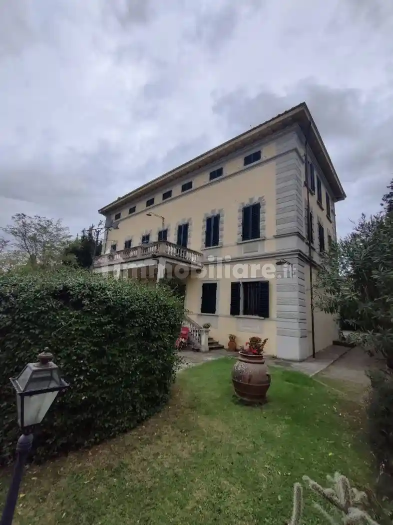 Villa in vendita a San Miniato