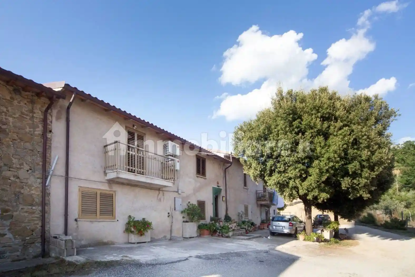 Rustico - Casale in vendita a Gualdo Cattaneo