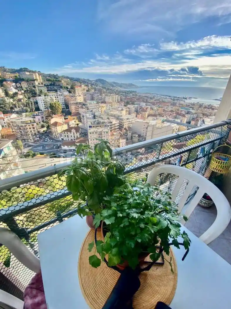 Casa indipendente in vendita a Sanremo