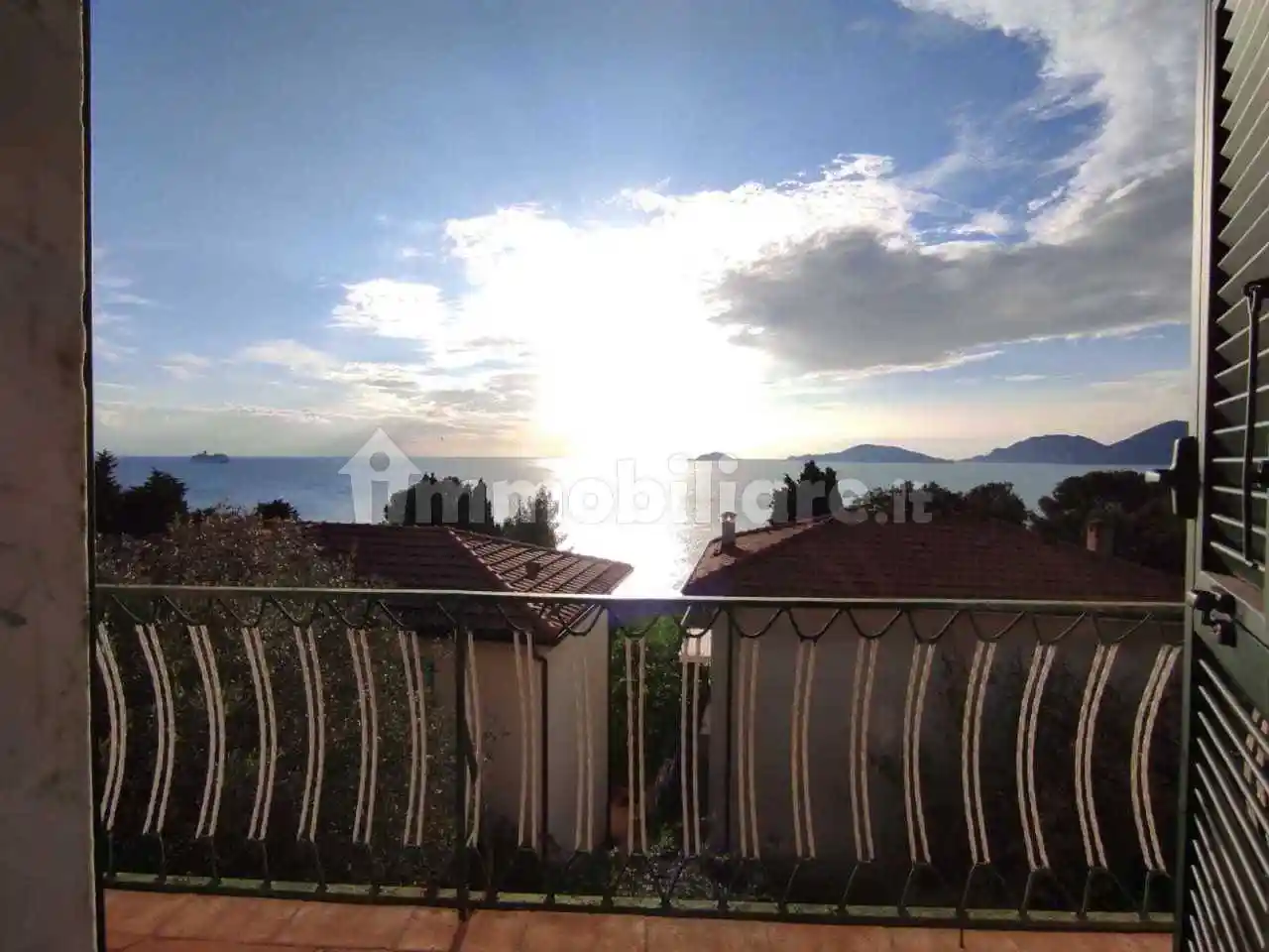 Appartamento in vendita a Lerici