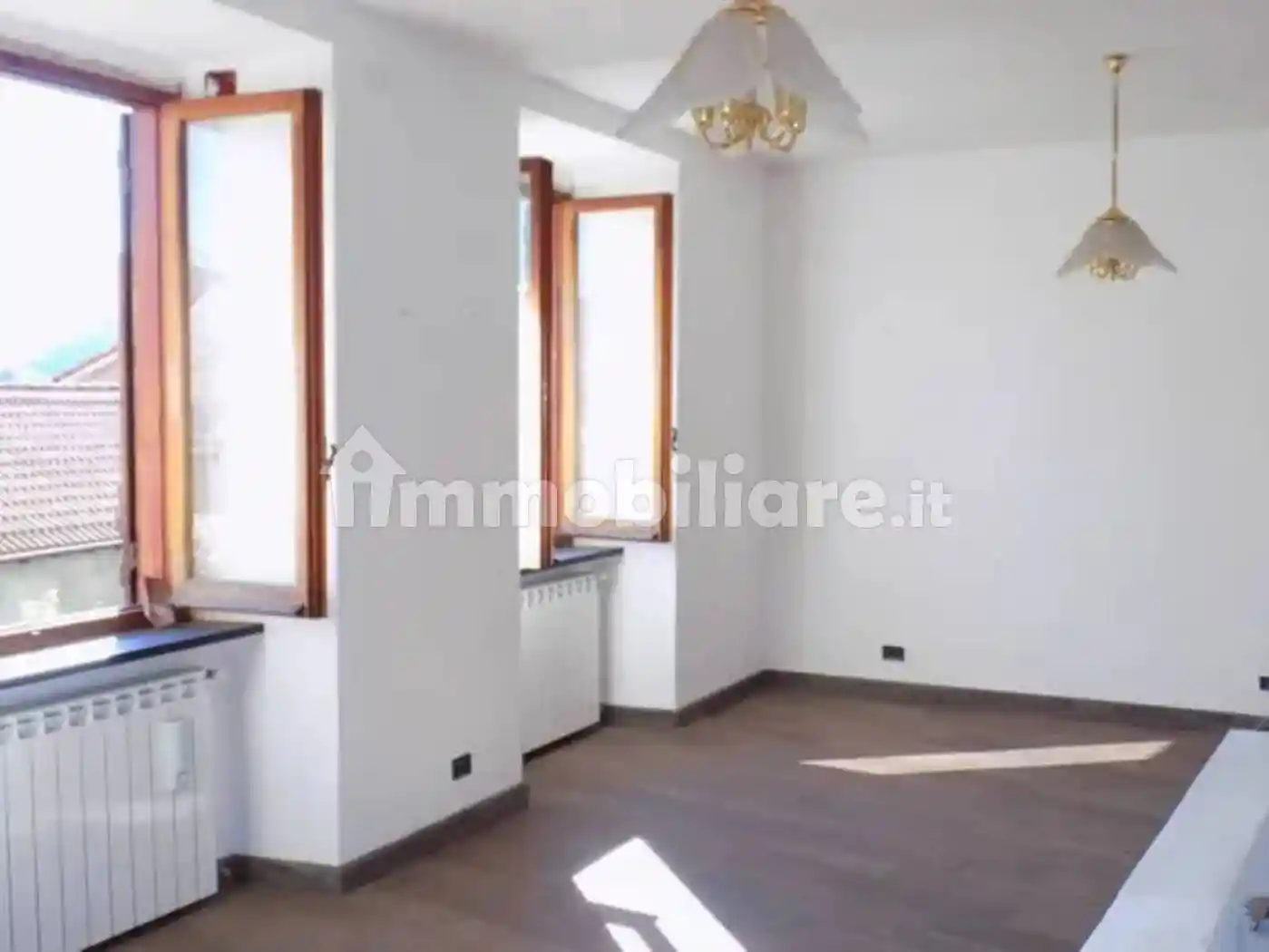 Villa in vendita a Isola del Cantone