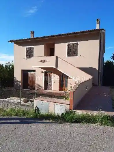 Casa indipendente in vendita a Casciana Terme Lari