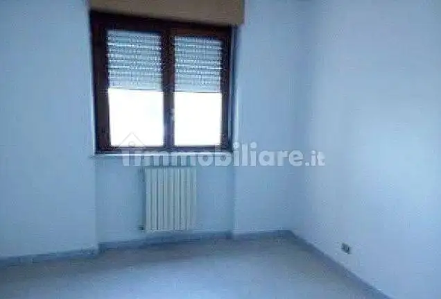 Appartamento via Antonio De Curtis 2, Carapelle - foto 5