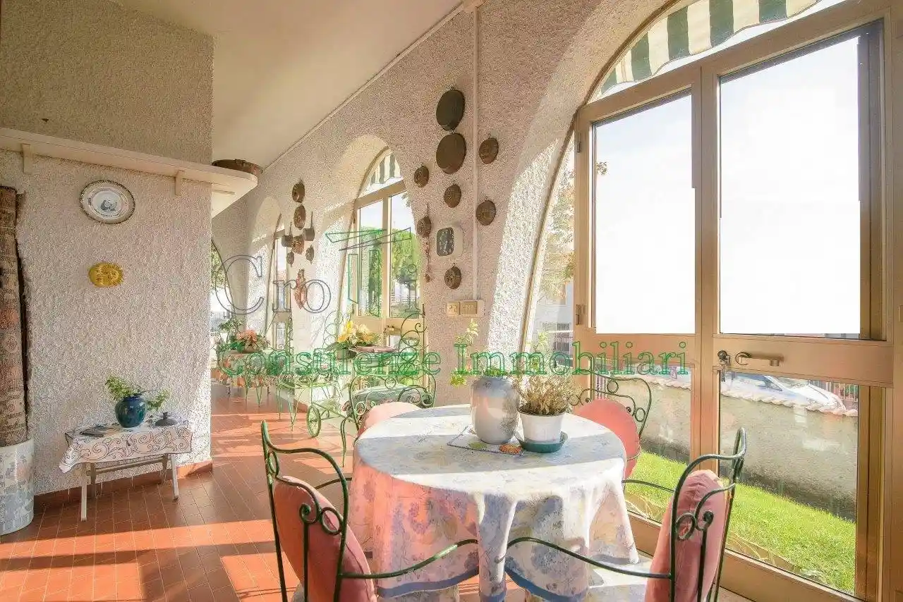 Villa in vendita a Casorate Primo