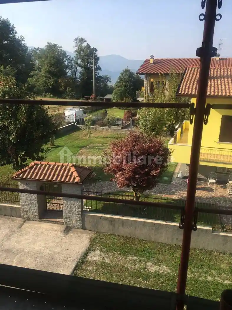 Villa in vendita a Cisano Bergamasco