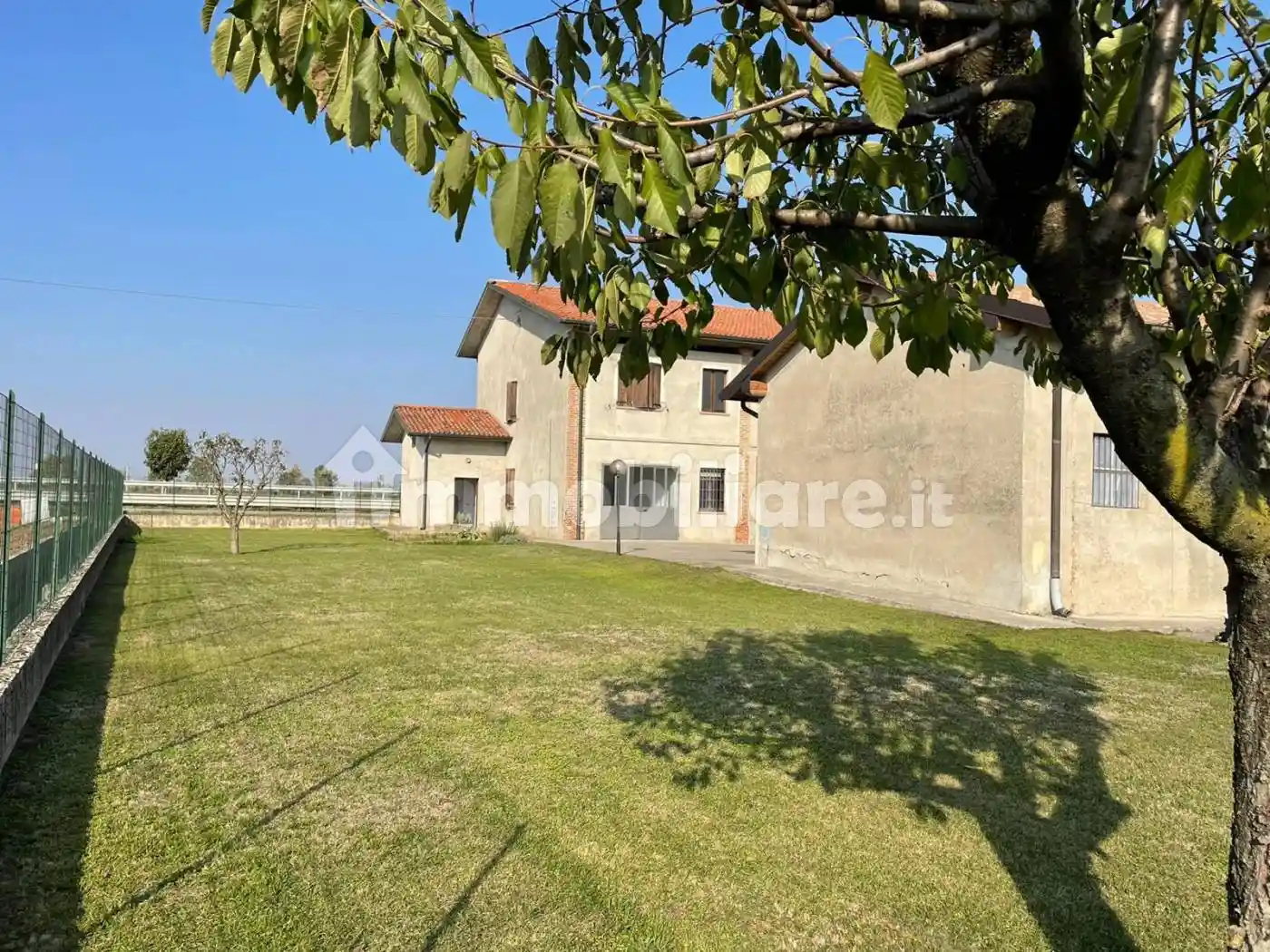 Rustico - Casale in vendita a Chiari