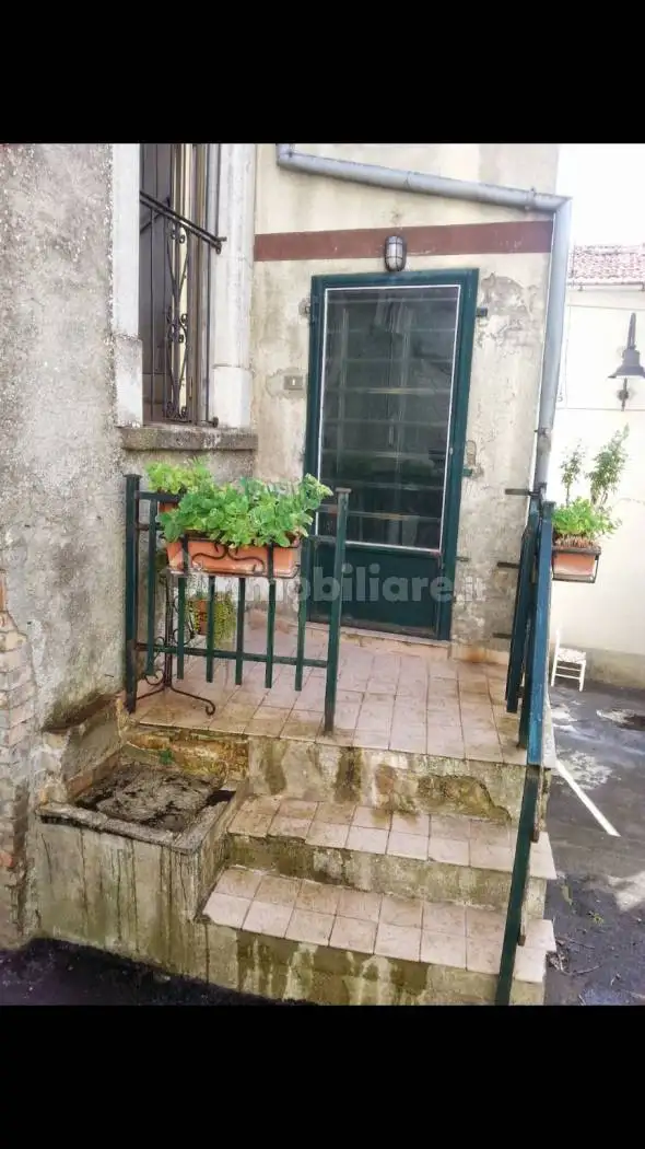 Casa indipendente in vendita a Schiavi di Abruzzo