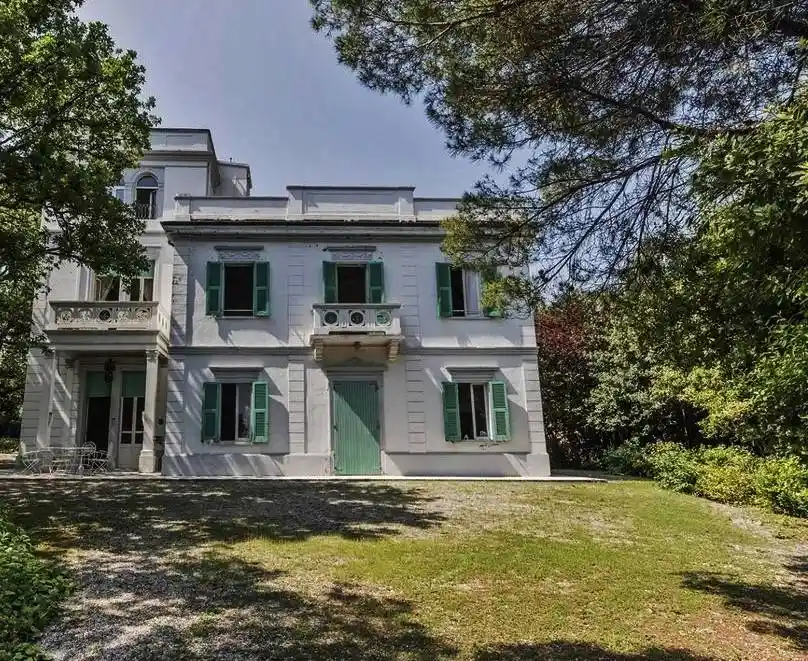 Villa in vendita a Fano