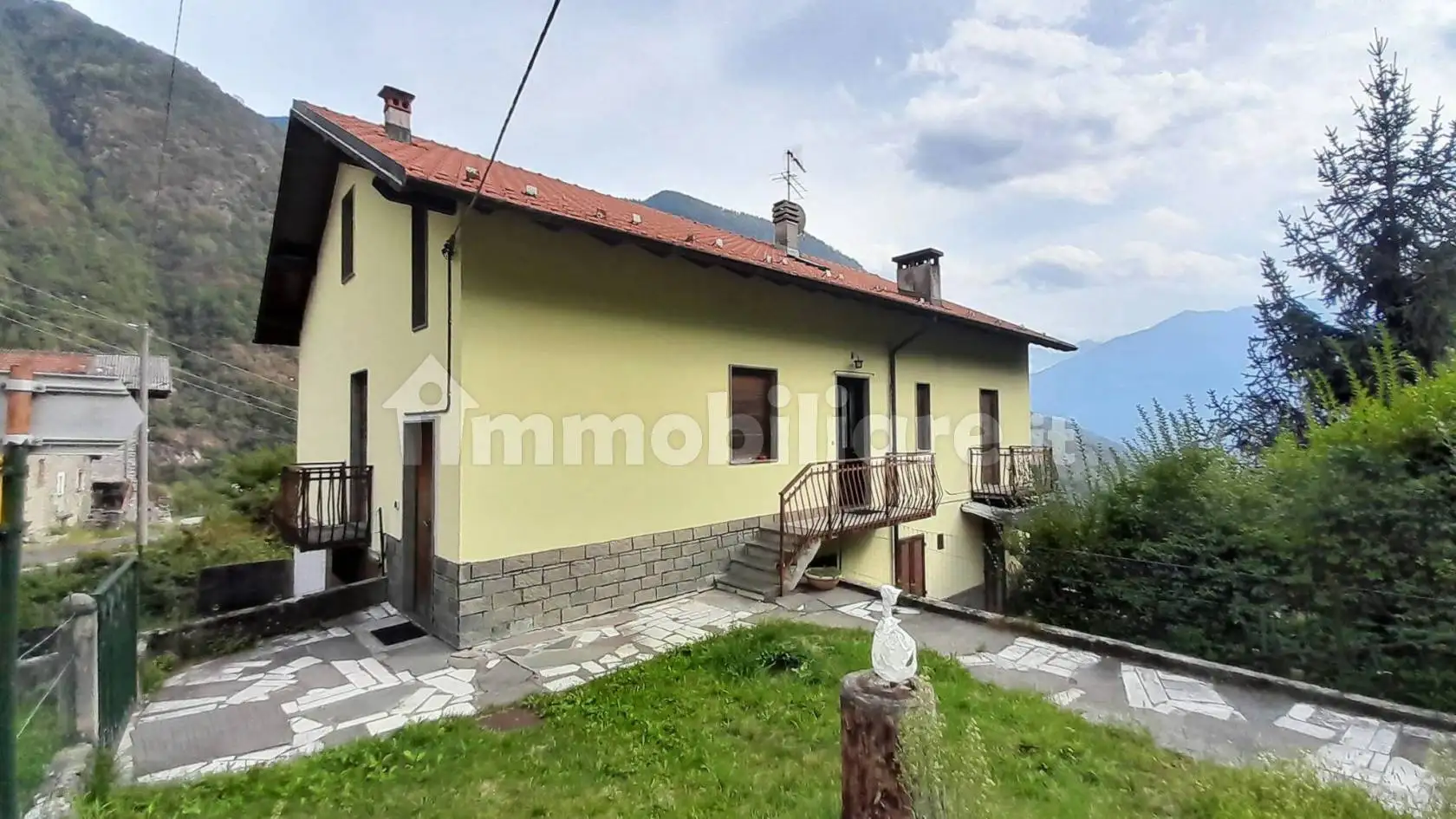 Appartamento in vendita a Torre di Santa Maria