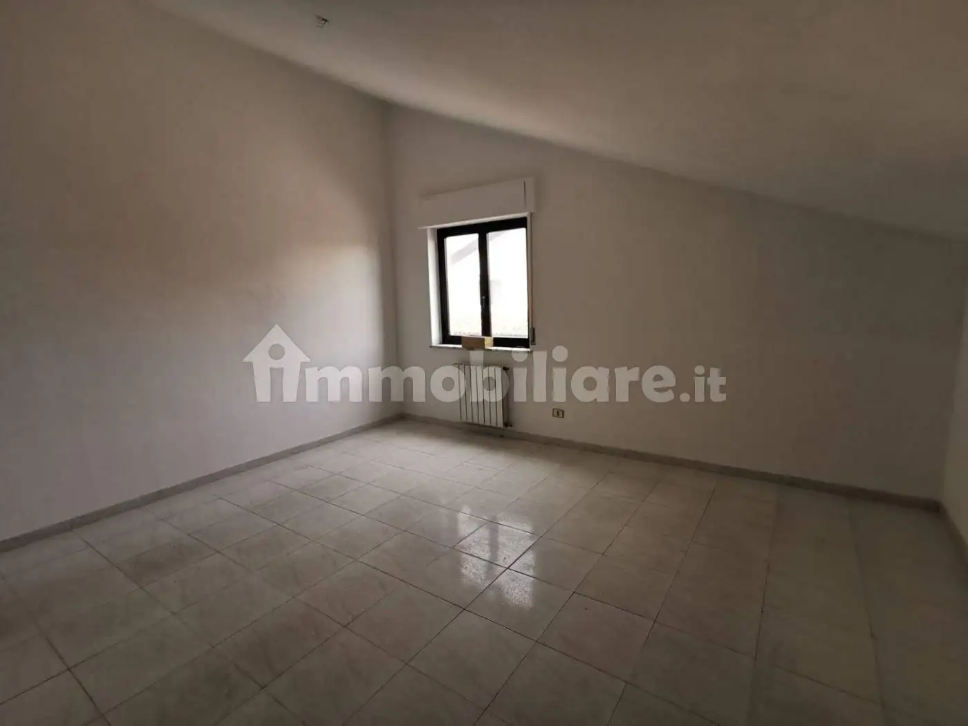 Appartamento in affitto a Squillace