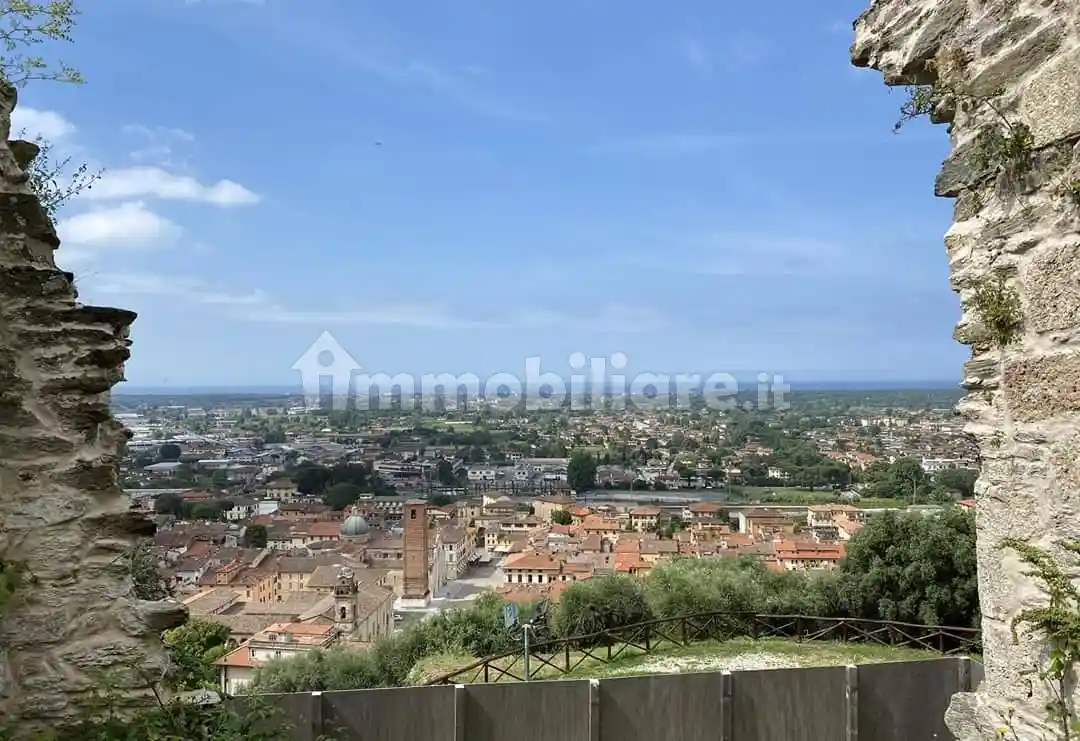 Rustico - Casale in vendita a Pietrasanta