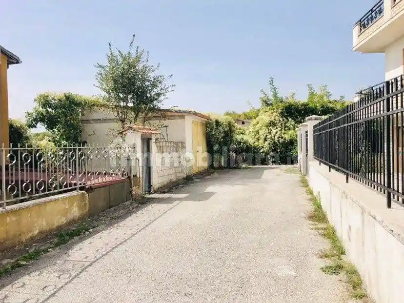 Palazzo - Edificio in Vendita - foto 2