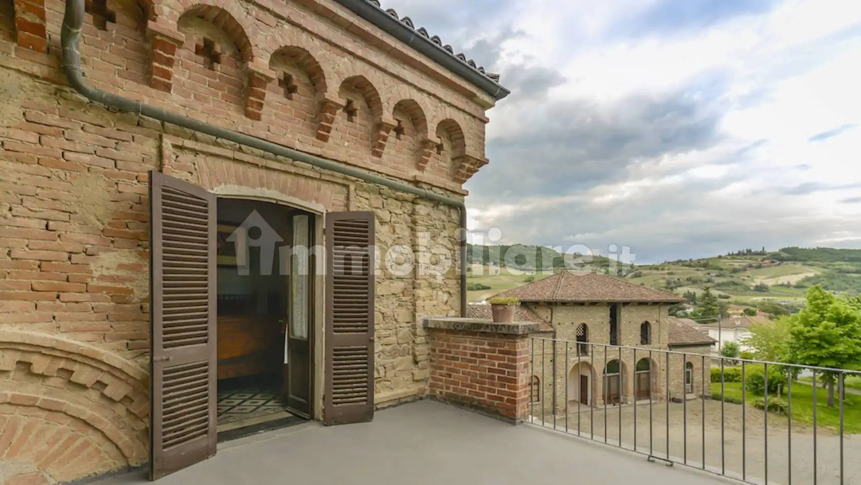 Casa indipendente in vendita a Bubbio