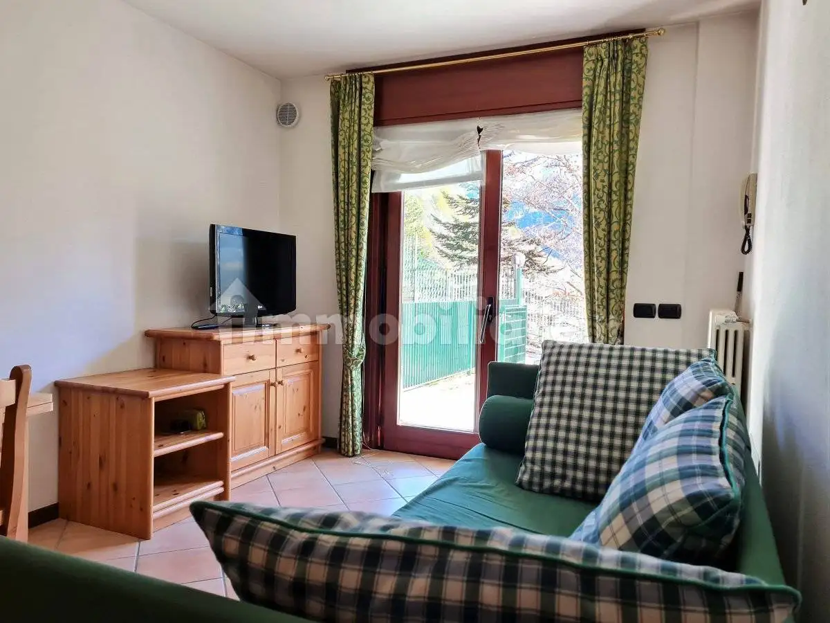 Trilocale Contrada Battaini 29, Centro, Chiesa in Valmalenco - foto 4