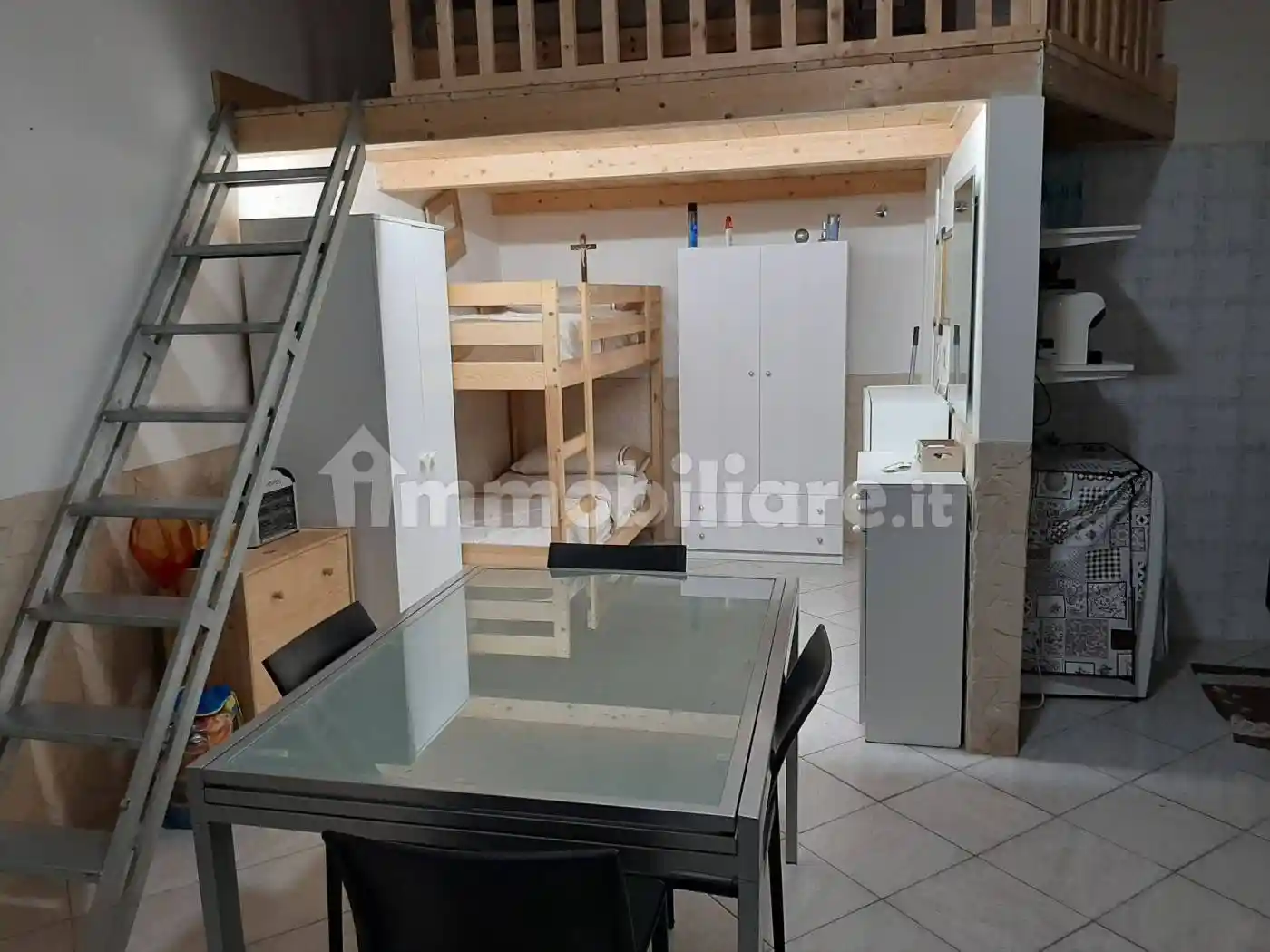 Palazzo - Edificio in vendita a Giardini-Naxos