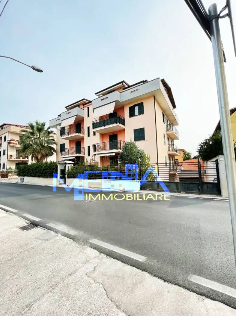 Appartamento in vendita a Trentola-Ducenta