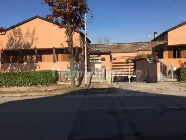 Villetta a schiera - foto 2