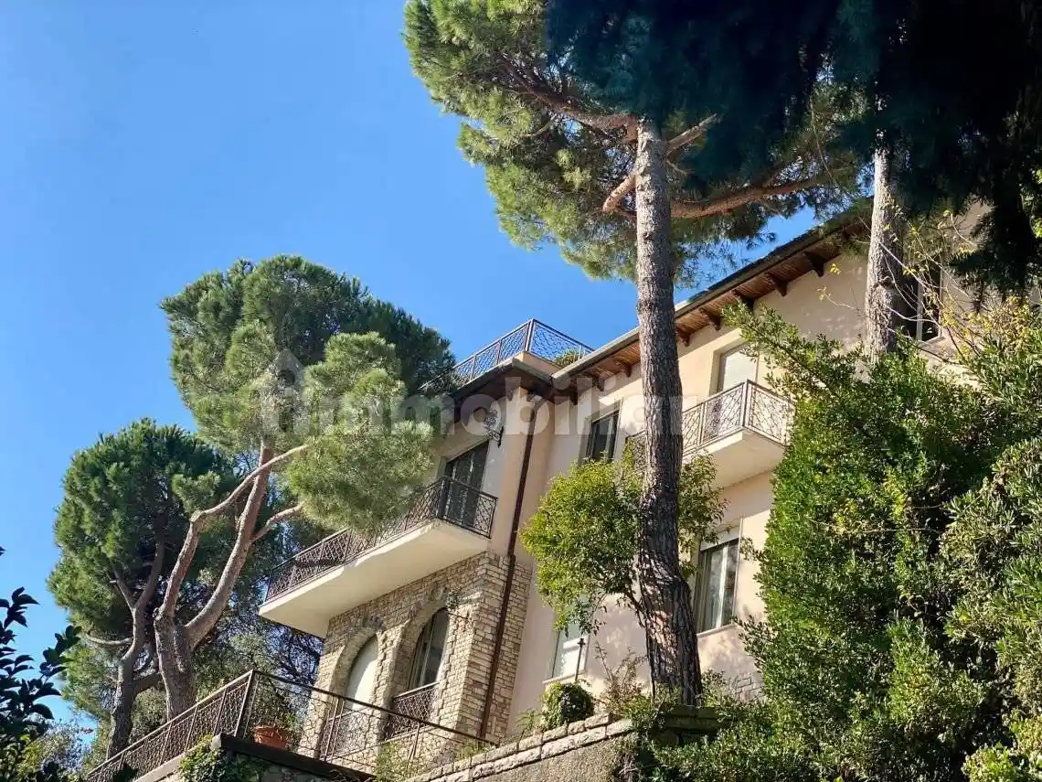 Villa in vendita a Lerici