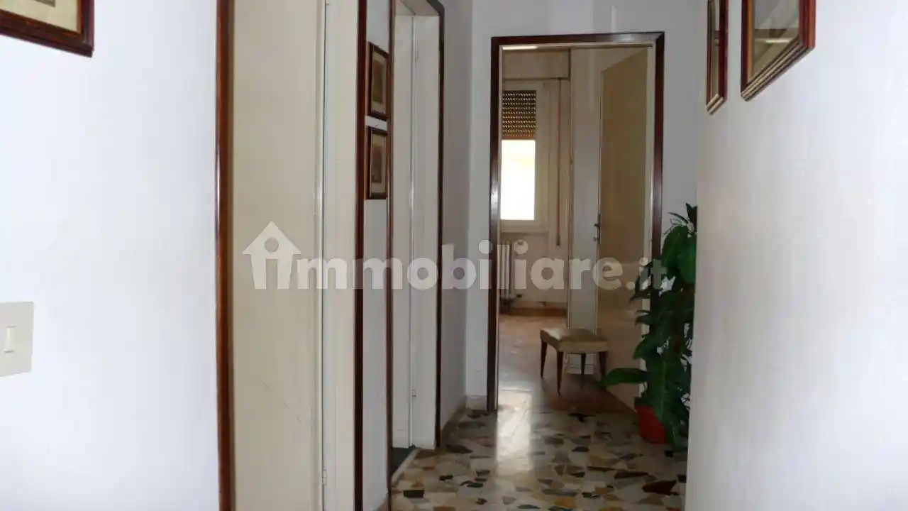 Casa indipendente in vendita a Figline e Incisa Valdarno