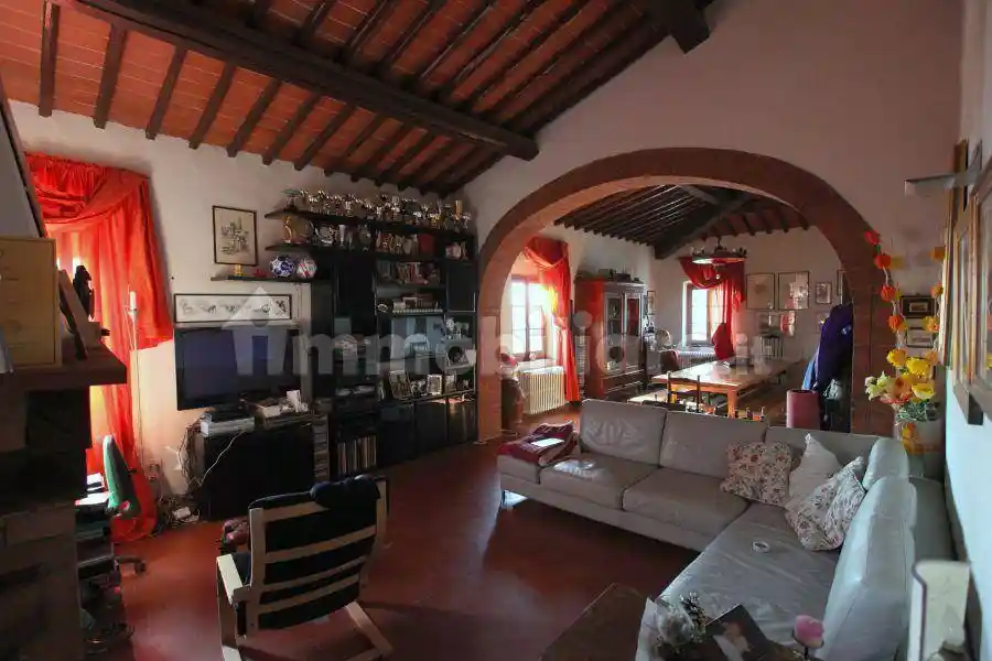 Casa colonica 500 m², Loppiano, Pian Delle Macchie, Figline e Incisa Valdarno - foto 3