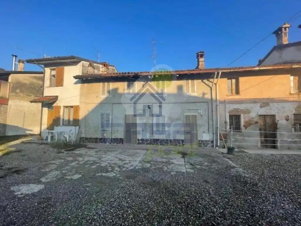 Rustico - Casale in vendita a Miradolo Terme