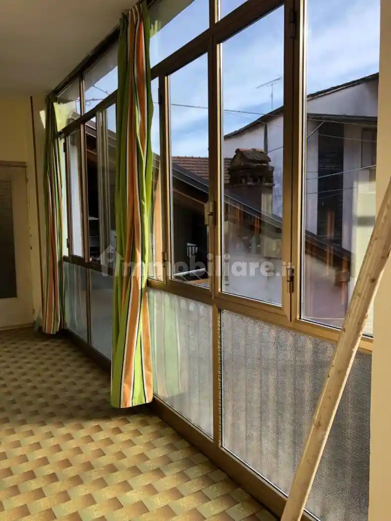 Casa indipendente in vendita a Serravalle Sesia