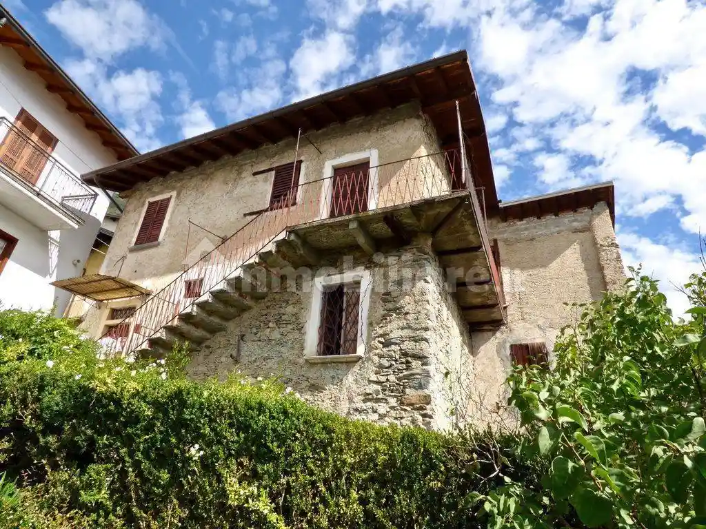 Rustico - Casale in vendita a Domaso