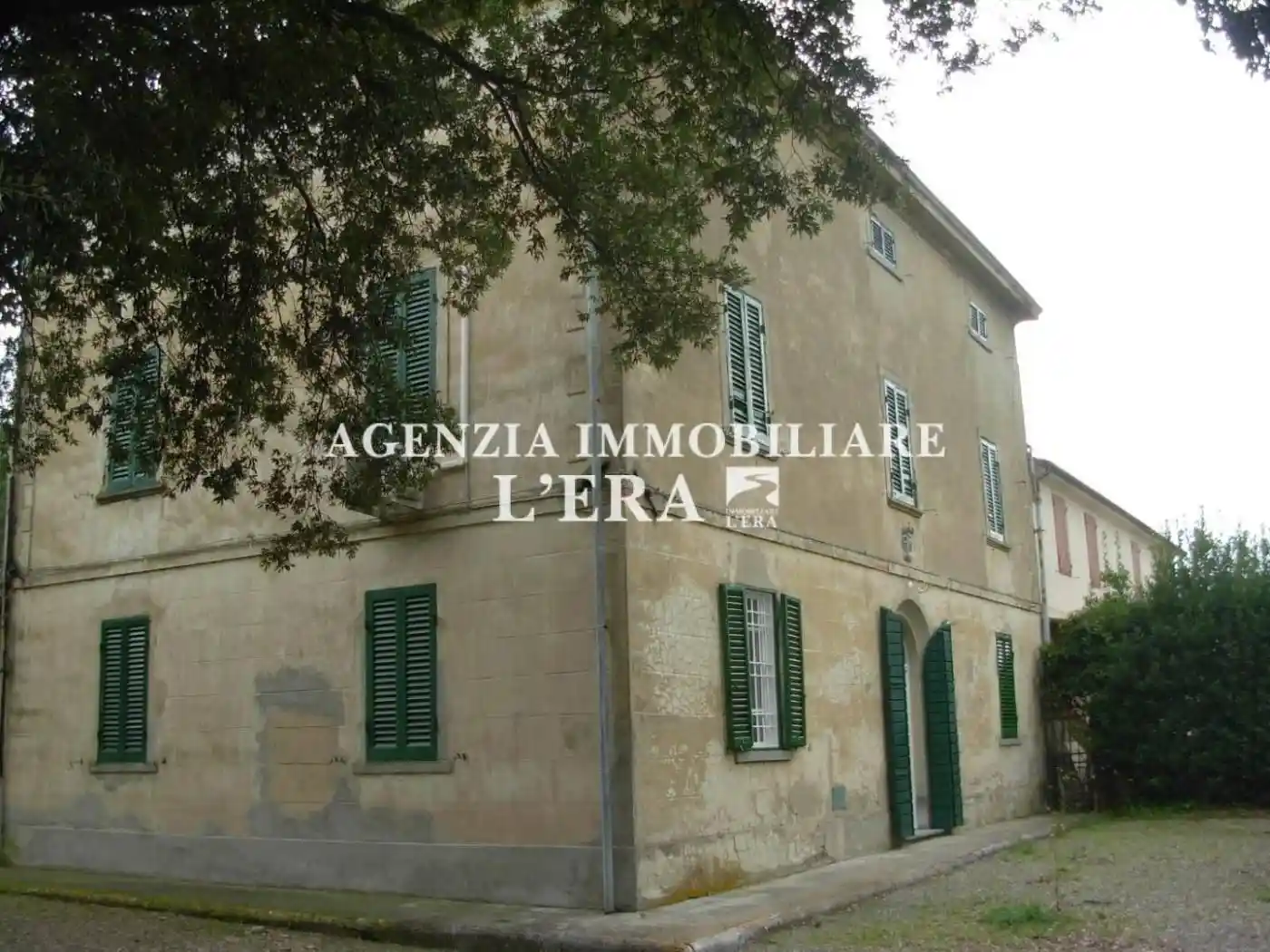 Villa in vendita a Terricciola