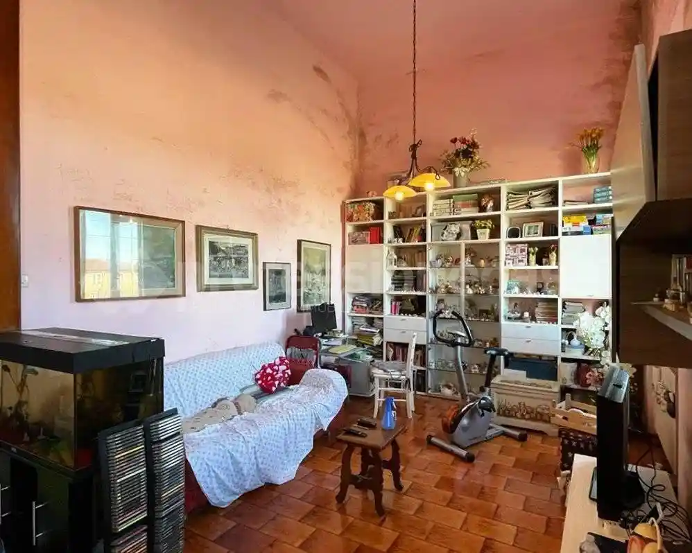 Appartamento in vendita a Livorno