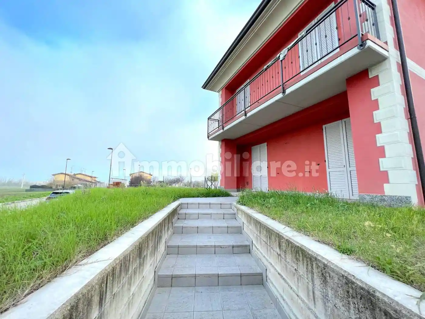 Villa in vendita a Lesignano de' Bagni