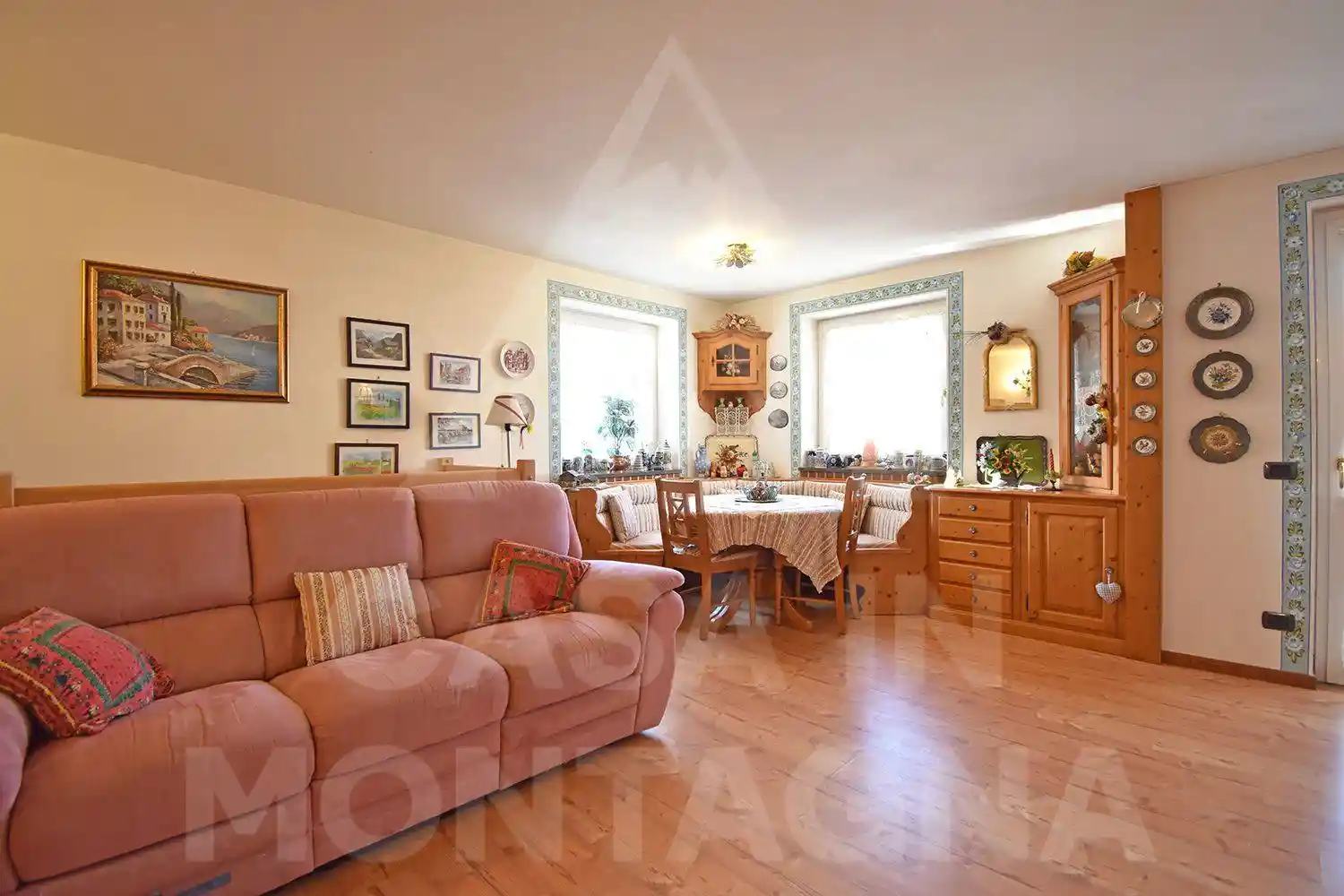 Appartamento ottimo stato, su più livelli, Centro, Cavalese - foto 2