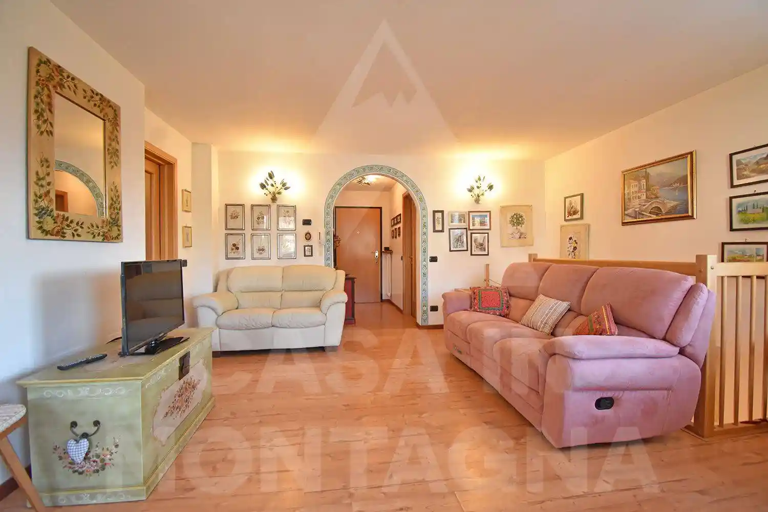 Appartamento ottimo stato, su più livelli, Centro, Cavalese - foto 3