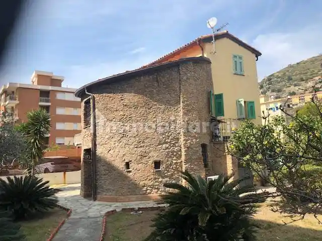 Villa in vendita a Ventimiglia
