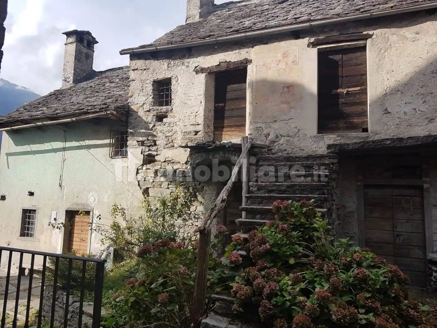 Rustico - Casale in vendita a Masera