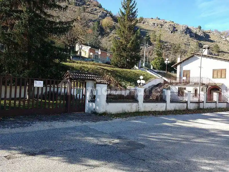 Villa unifamiliare Strada Comunale per Sante Marie, Tagliacozzo - foto 5
